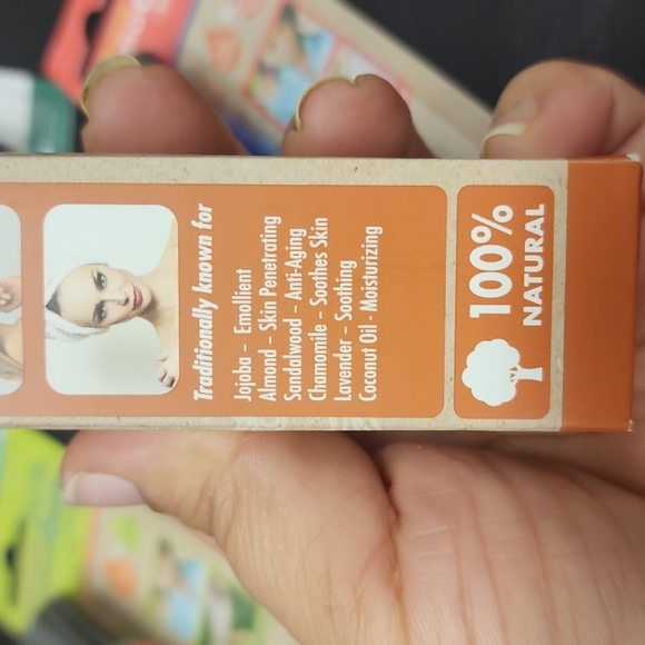 Isle of Dreams Aroma Guru and Beauty Guru natural oil set - Picture 13 of 16